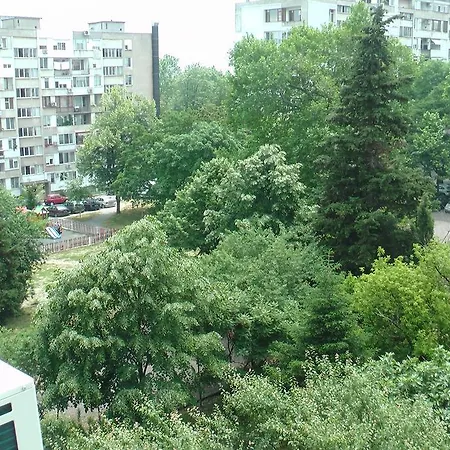 Apartament In Sea Garden Flora